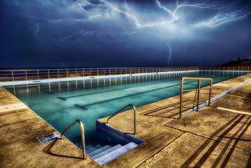Shellharbour Pool Strike von Dee Kramer