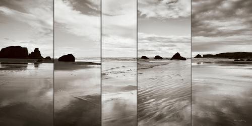 Tides on Bandon Beach von Alan Majchrowicz