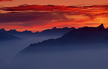 Sunset on Niederhorn I von Thomas Marent
