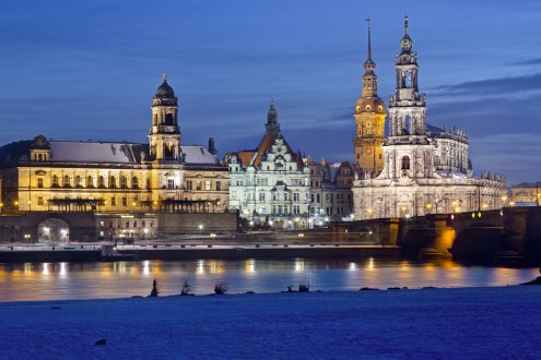 Elbe mit Schloss, Hofkirche, ... von Reinhard Schmid