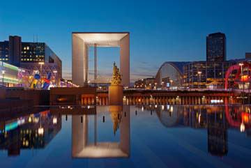 La Defense und La Grande Arche von Bruno Morandi